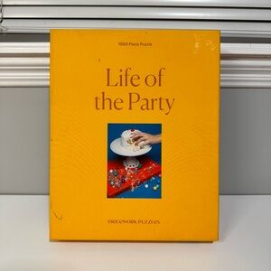 1000 Piece Piecework Puzzles Life of the Party *New*